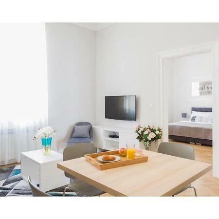 White Rose Apartment زغرب المظهر الخارجي الصورة